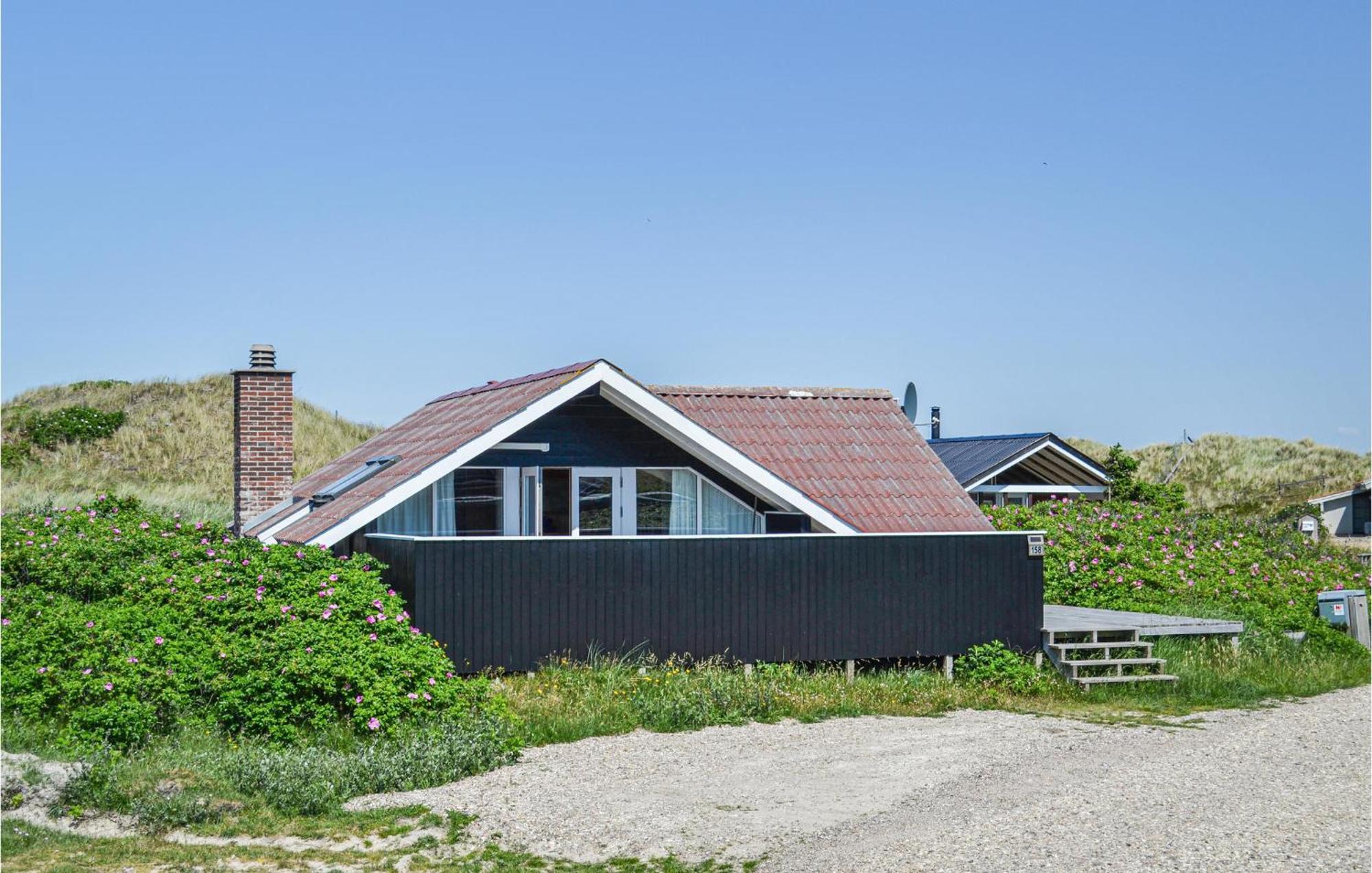 2 Bedroom Beautiful Home In Hvide Sande Bjerregard Екстер'єр фото